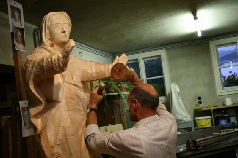 Beim Bildhauer Siegfried Krismer in Fiss