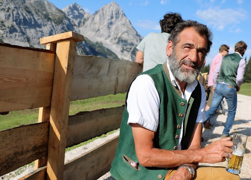 Einweihung Hochfeldern Alm – „Dorffest“ auf der Mieminger Alpe 