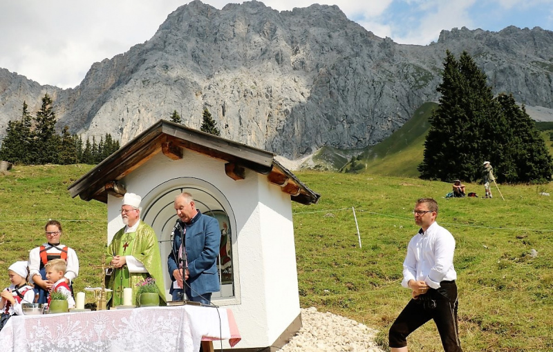 Einweihung Hochfeldern Alm – „Dorffest“ auf der Mieminger Alpe 