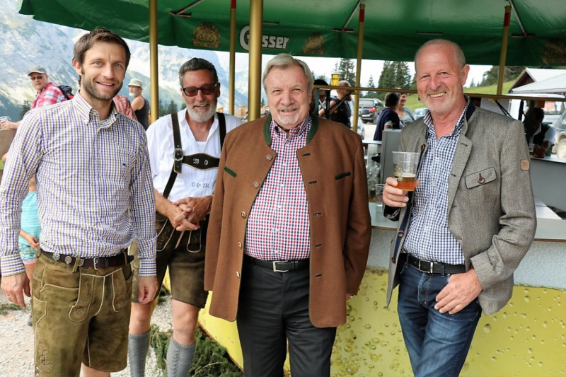 Einweihung Hochfeldern Alm – „Dorffest“ auf der Mieminger Alpe 