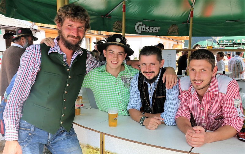 Einweihung Hochfeldern Alm – „Dorffest“ auf der Mieminger Alpe 