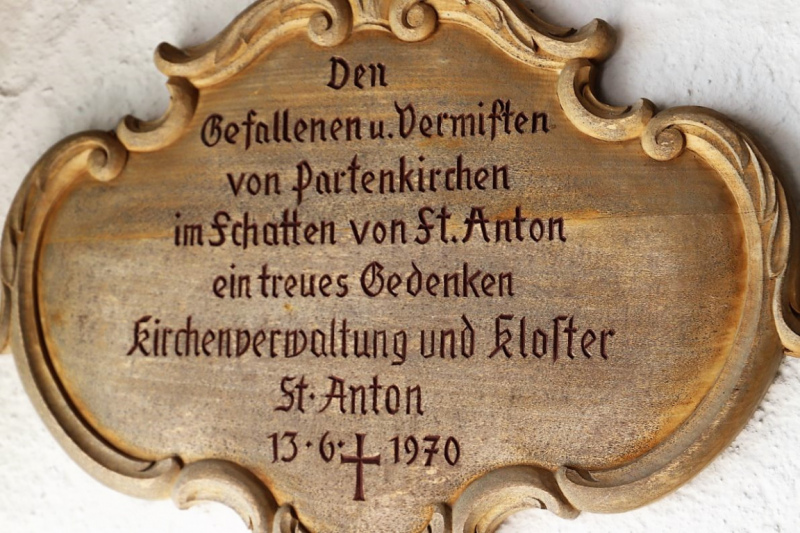 „Gefallen für Gott und Vaterland“ – Denkmäler für den Frieden