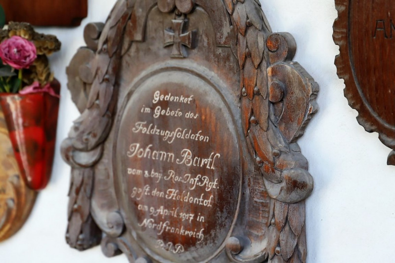 „Gefallen für Gott und Vaterland“ – Denkmäler für den Frieden