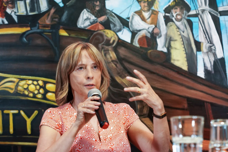 Gisela Steinhauer - Buchpremiere auf  der „MS Rodenkirchen“ in Köln 