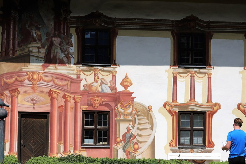 Lüftlmalerei in Oberammergau – „Gottvater in Wolken“