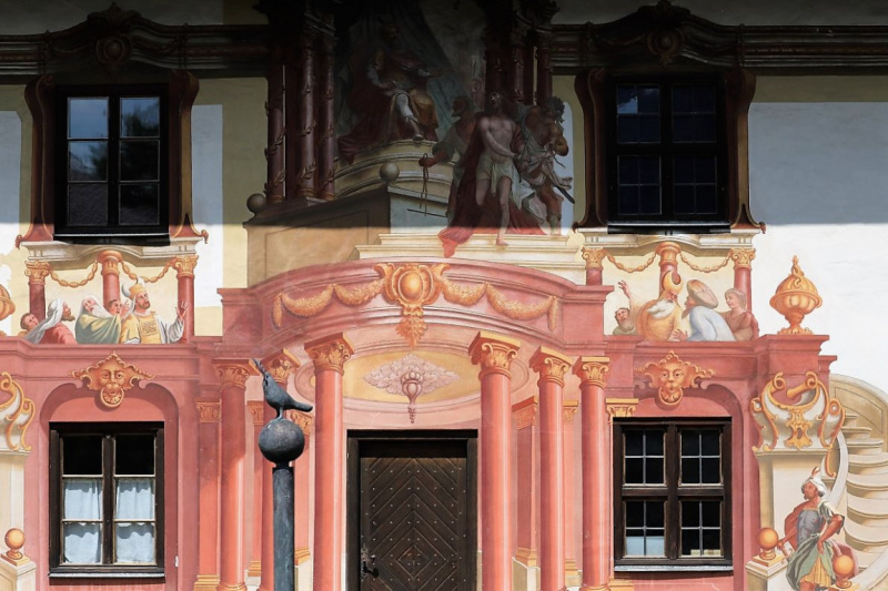 Lüftlmalerei in Oberammergau – „Gottvater in Wolken“