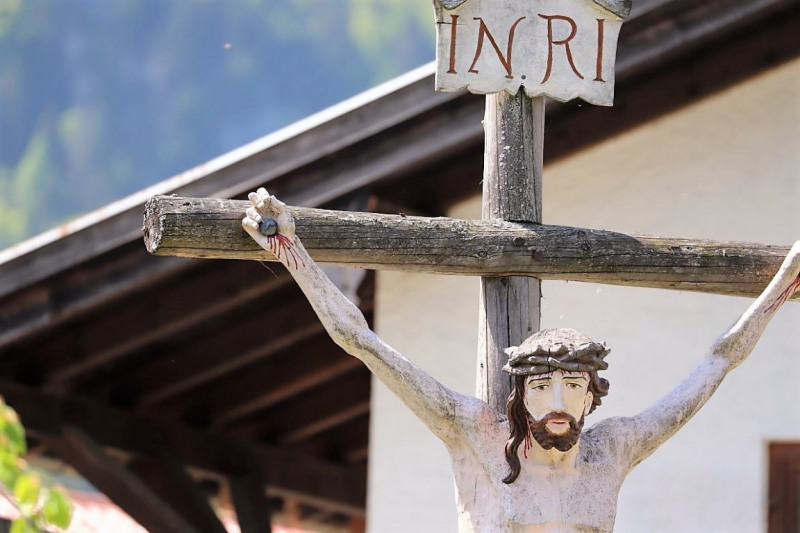 Lüftlmalerei in Oberammergau – „Gottvater in Wolken“