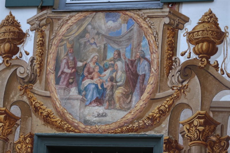 Lüftlmalerei in Oberammergau – „Gottvater in Wolken“