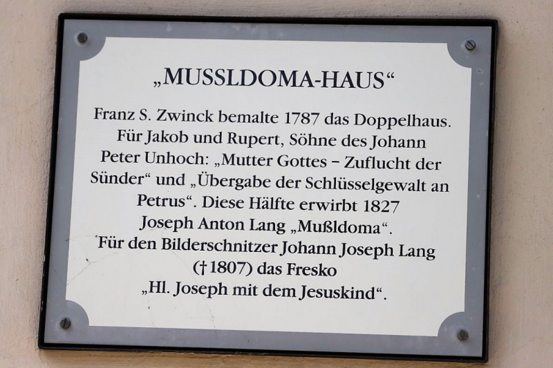 Lüftlmalerei in Oberammergau – „Gottvater in Wolken“