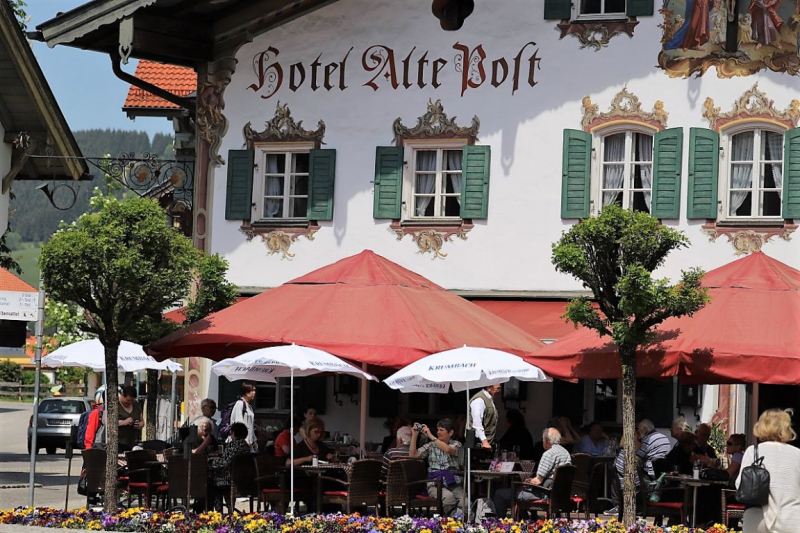 Lüftlmalerei in Oberammergau – „Gottvater in Wolken“