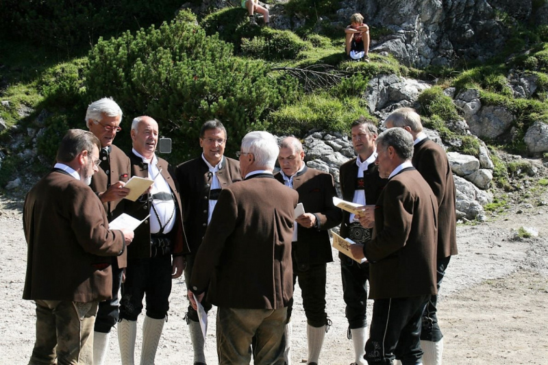 Marienbergalm – Bergmesse mit Segnung der Marienskulptur
