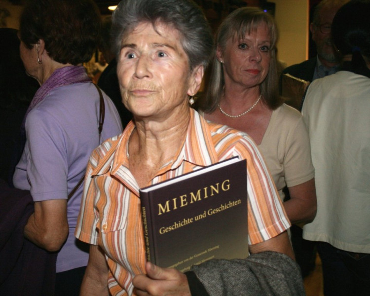 Mieming-Buch – „Geschichte und Geschichten“