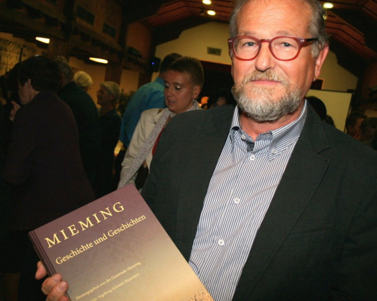 Mieming-Buch – „Geschichte und Geschichten“