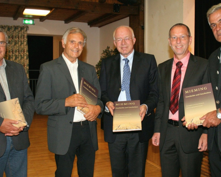Mieming-Buch – „Geschichte und Geschichten“