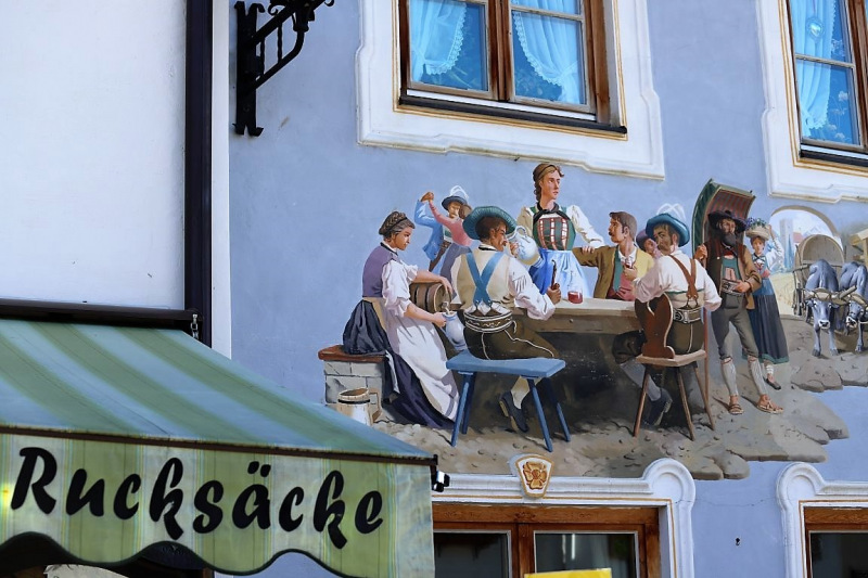 Mittenwald – Geigenbauer, Maskenschnitzer und Lüftlmaler