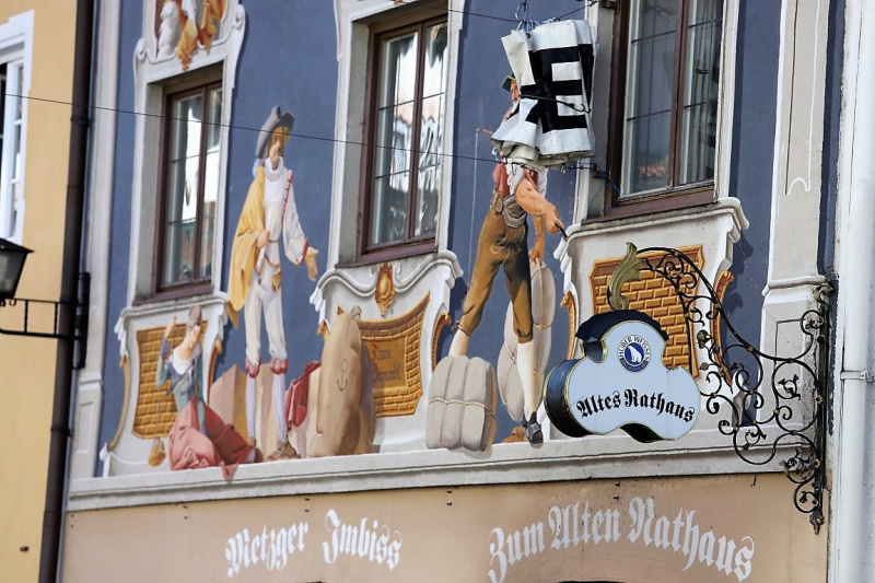 Mittenwald – Geigenbauer, Maskenschnitzer und Lüftlmaler