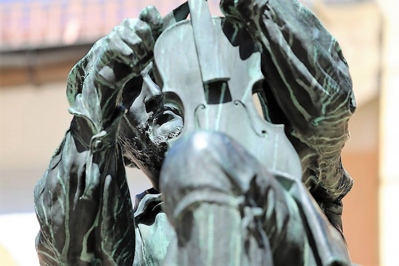 Mittenwald – Geigenbauer, Maskenschnitzer und Lüftlmaler