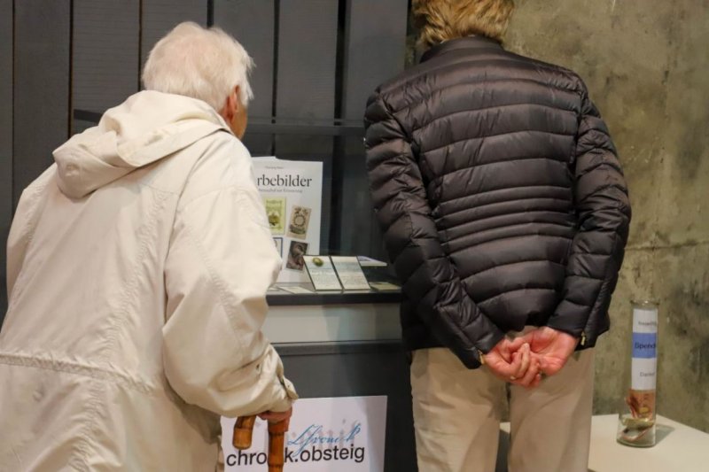 Sterbebilder erzählen – „Tot ist, wer vergessen wird“