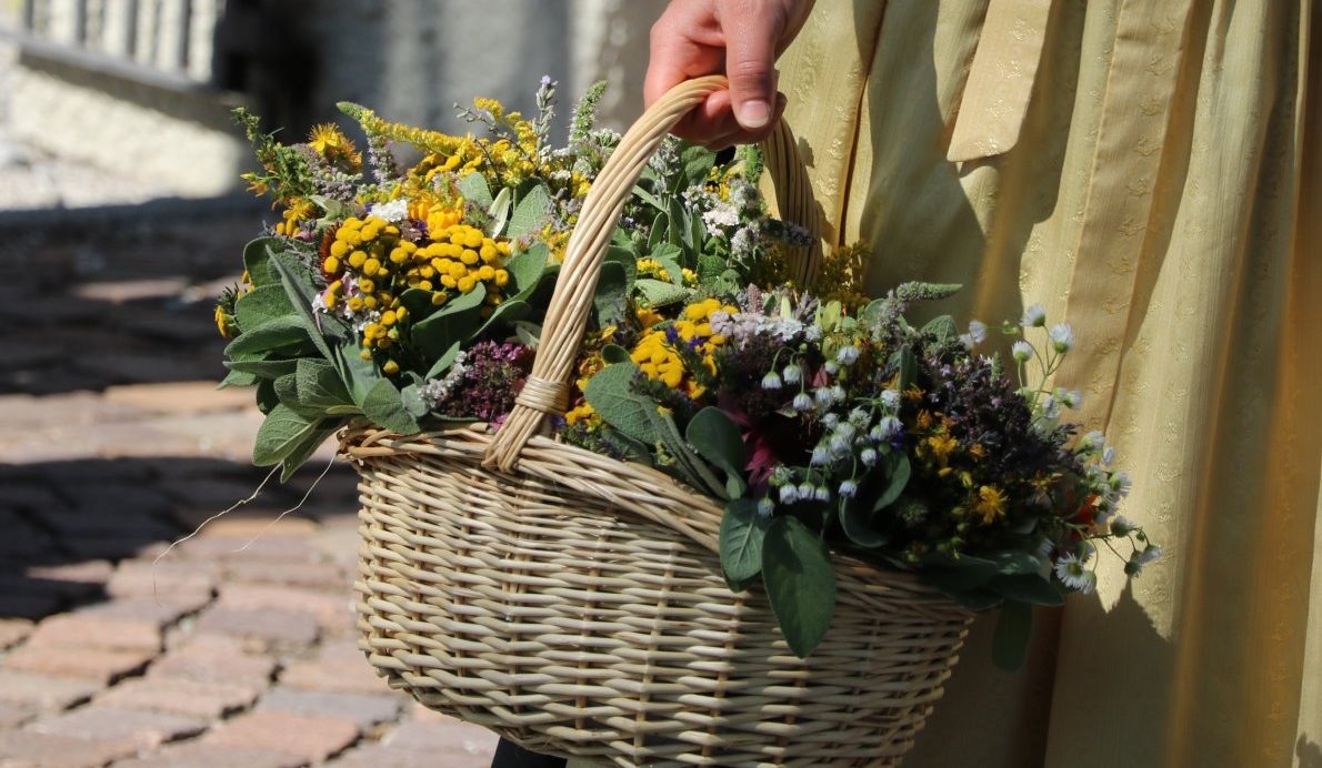 Die Kräuterbüschl bestehen in Tirol – je nach Region – aus 7, 9, 12 oder 15 Kräutern. (Foto: Knut Kuckel)