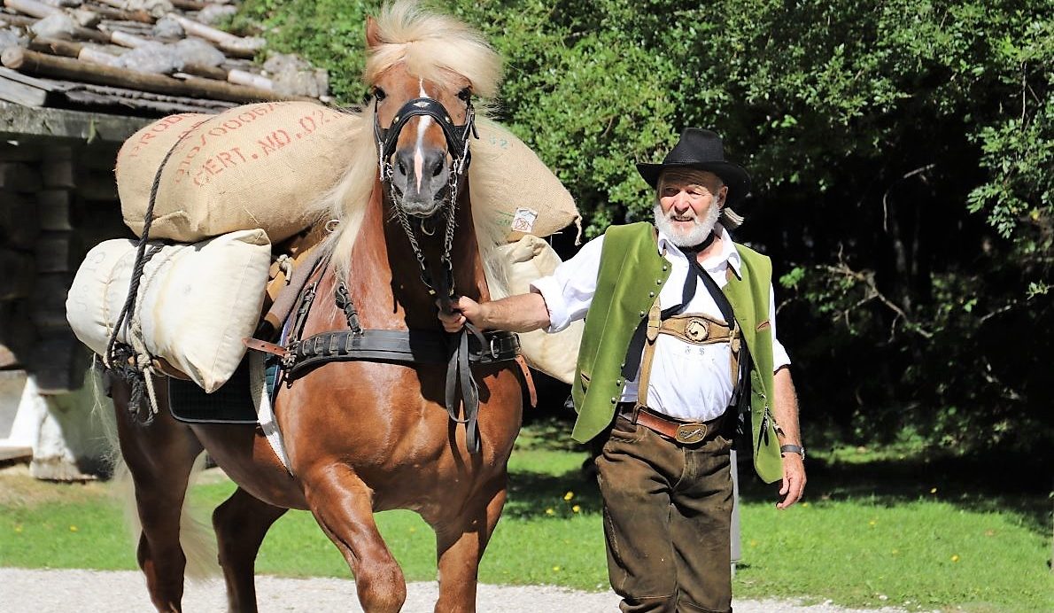 400 Jahre Salzgeschichte im Chiemgau mit historischem Samerzug. (Foto: Knut Kuckel)