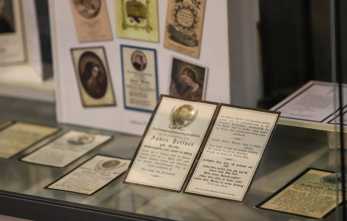 Ausstellung Sterbebilder erzählen (Foto: Knut Kuckel)