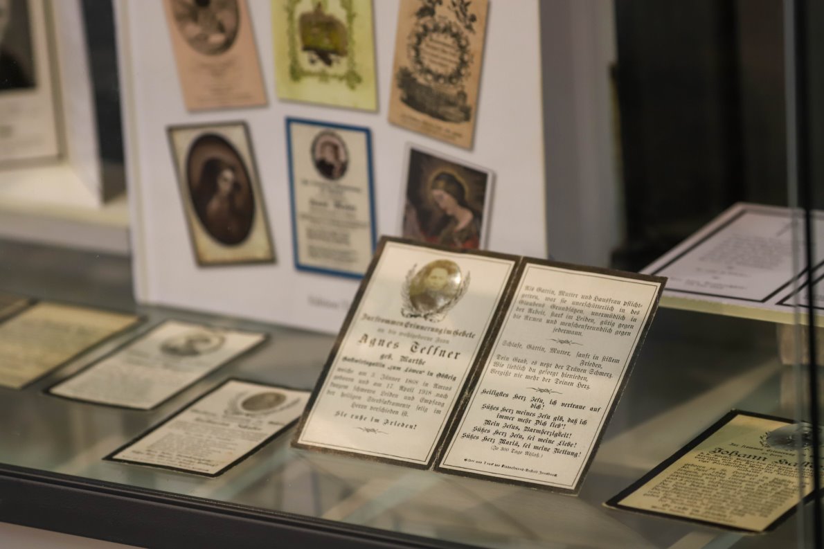 Ausstellung Sterbebilder erzählen (Foto: Knut Kuckel)