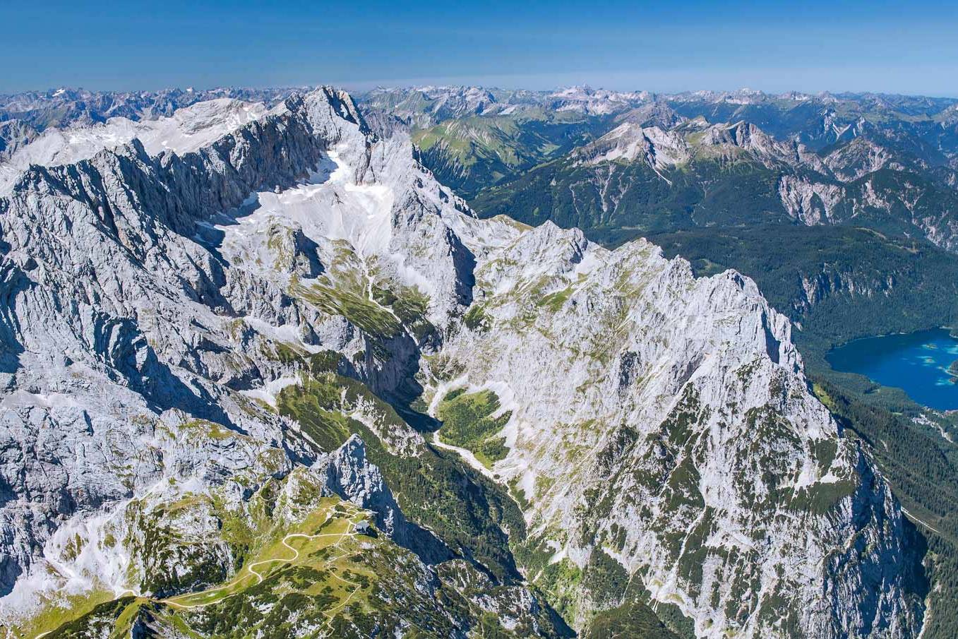 Zugspitzpanorama - 200 Jahre Geschichten um die Zugspitze (Foto: DAV)