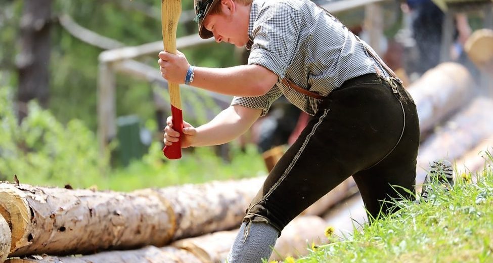 Das Holzknechtmuseum Ruhpolding seit Sommer 2021 und schickt sein Publikum auf eine multimediale Reise durch 400 Jahre Sozial- und Wirtschaftsgeschichte der Waldarbeit. (Foto: Knut Kuckel)