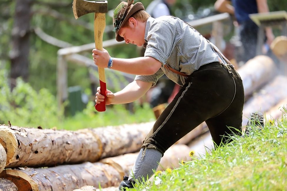 Das Holzknechtmuseum Ruhpolding seit Sommer 2021 und schickt sein Publikum auf eine multimediale Reise durch 400 Jahre Sozial- und Wirtschaftsgeschichte der Waldarbeit. (Foto: Knut Kuckel)