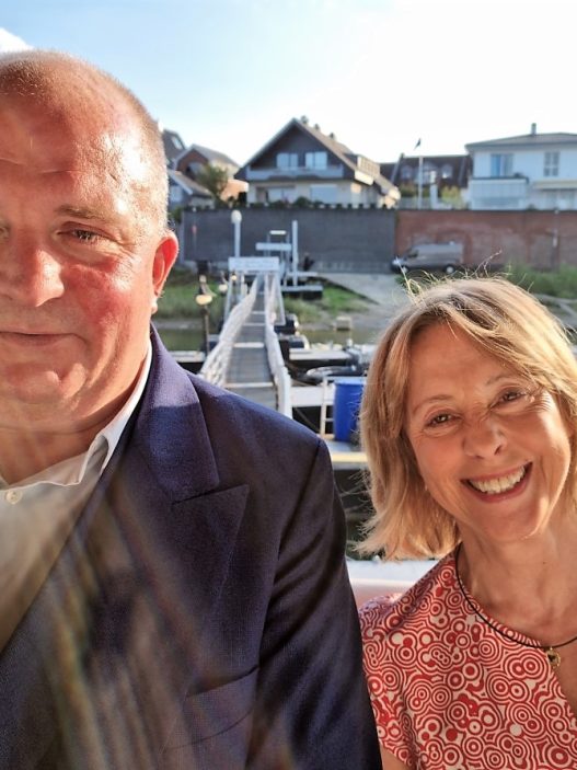 Jörg Thadeusz und Gisela Steinhauer (Foto: Knut Kuckel)