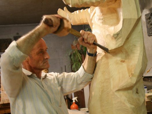 Bildhauer Siegfried Krismer (Foto: Knut Kuckel)