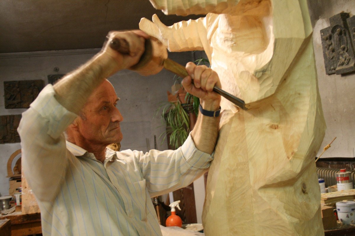 Bildhauer Siegfried Krismer (Foto: Knut Kuckel)